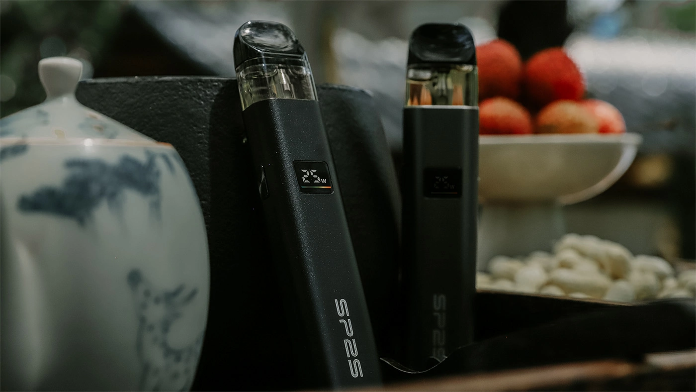 SP2S VENUS refillable pod systems real device shot 1400x788 1